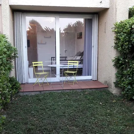 Apartment Avec Jardin Privatif *