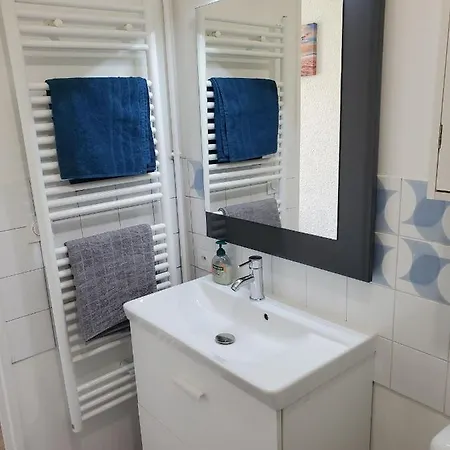 Avec Jardin Privatif Apartment *
